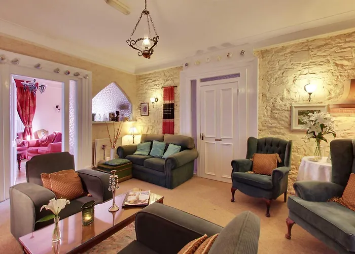 Robin Hill House Heritage Guest House