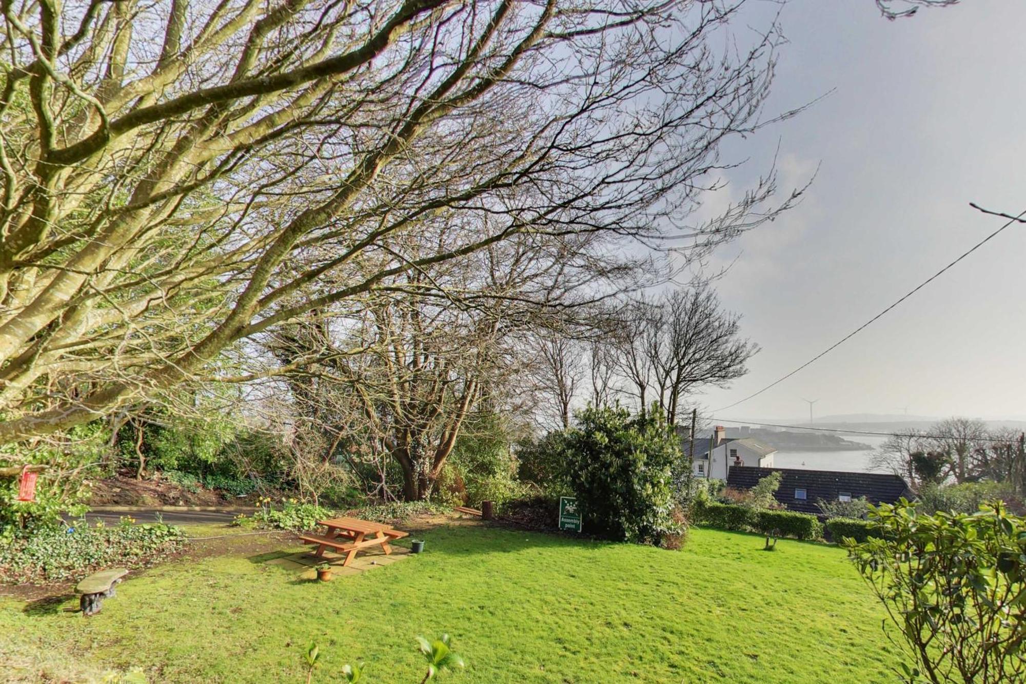 Robin Hill House Heritage Bed & Breakfast 4*
