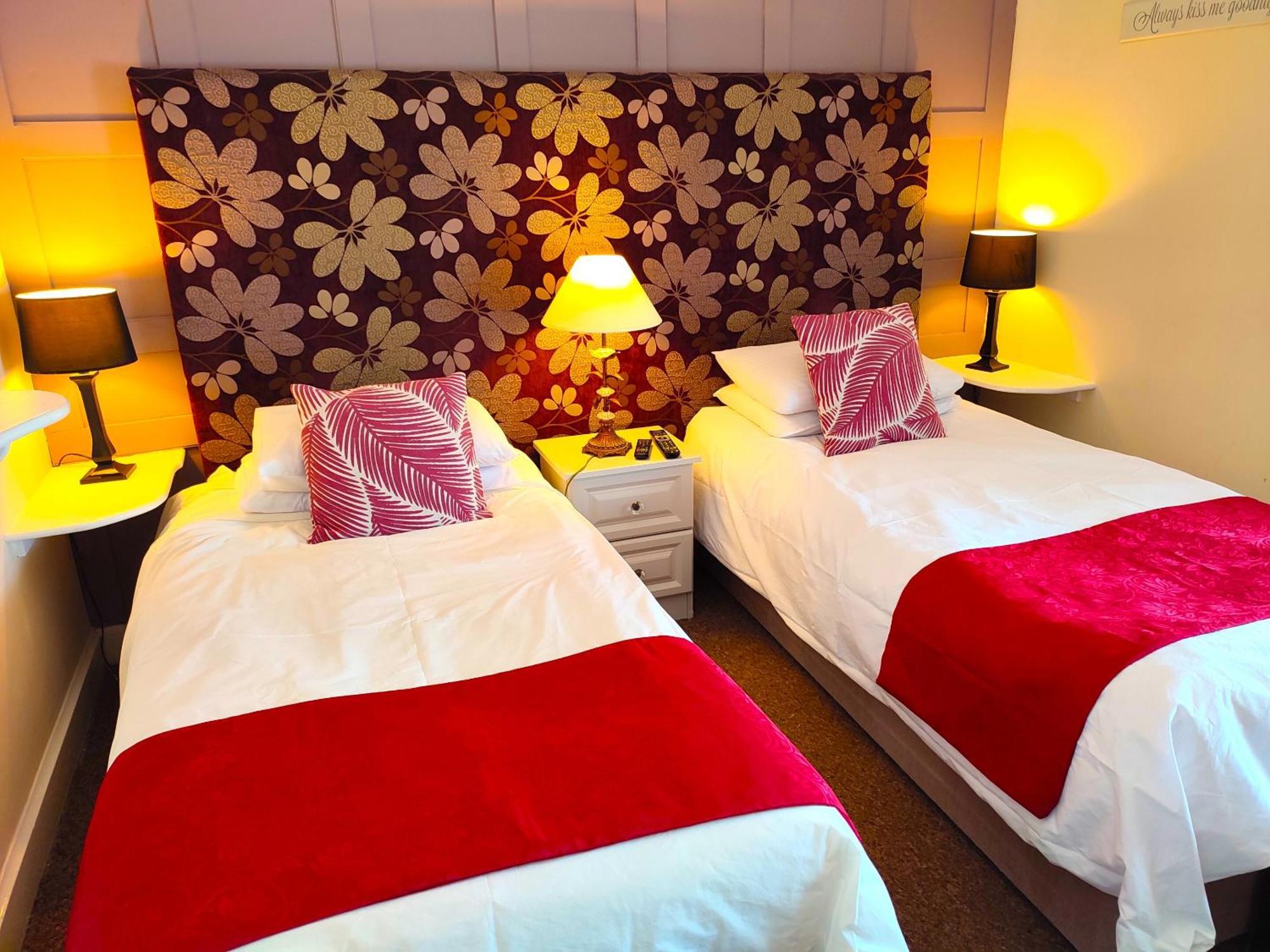 Robin Hill House Heritage 4*