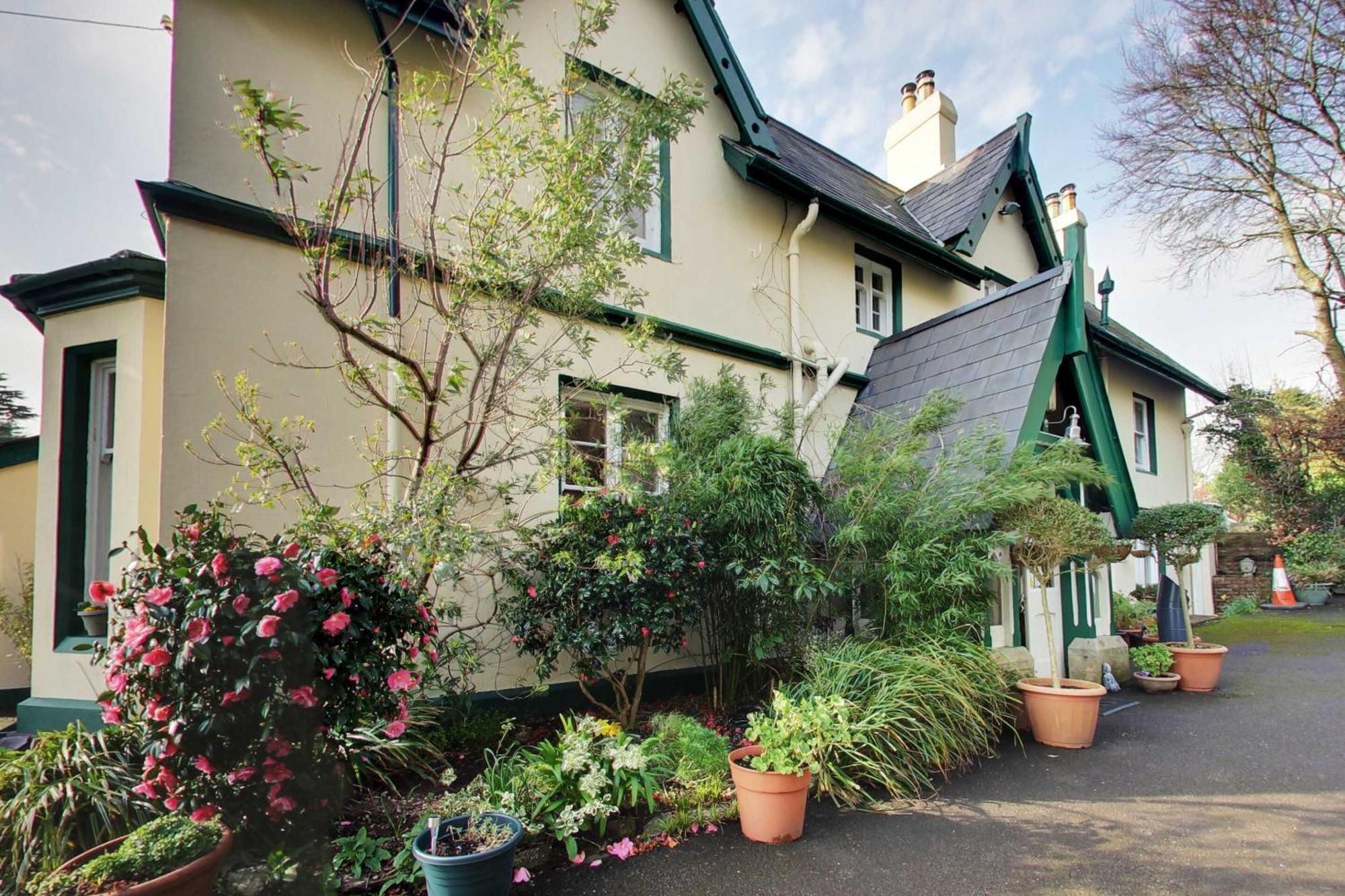 Robin Hill House Heritage Bed & Breakfast An Cóbh