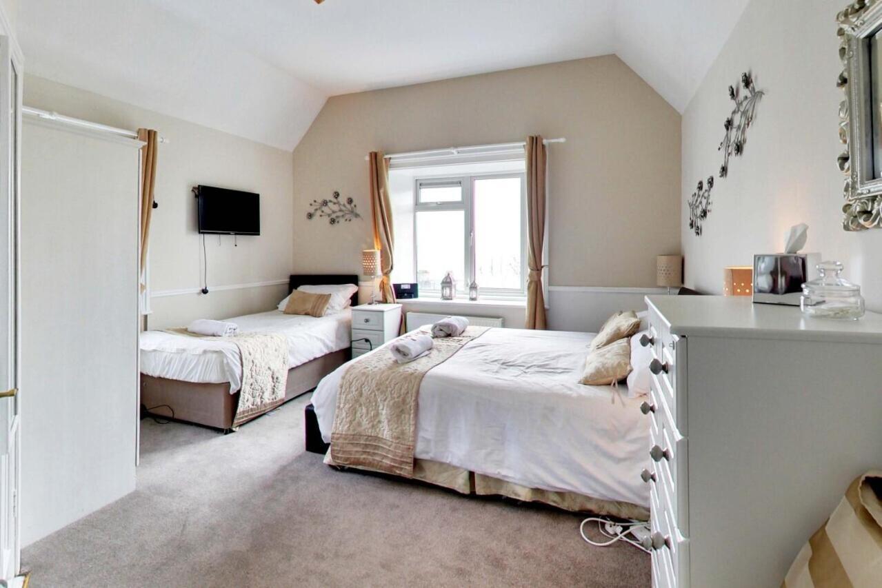 Bed & Breakfast Robin Hill House Heritage 4*